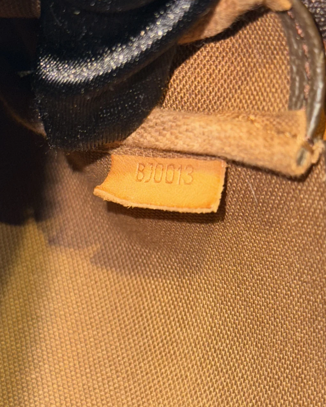 Louis Vuitton Pochette Accessories