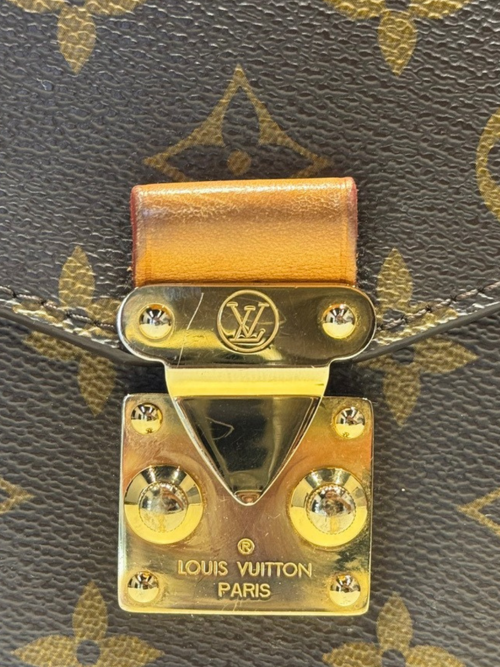 Louis Vuitton Pochette Métis Monogram