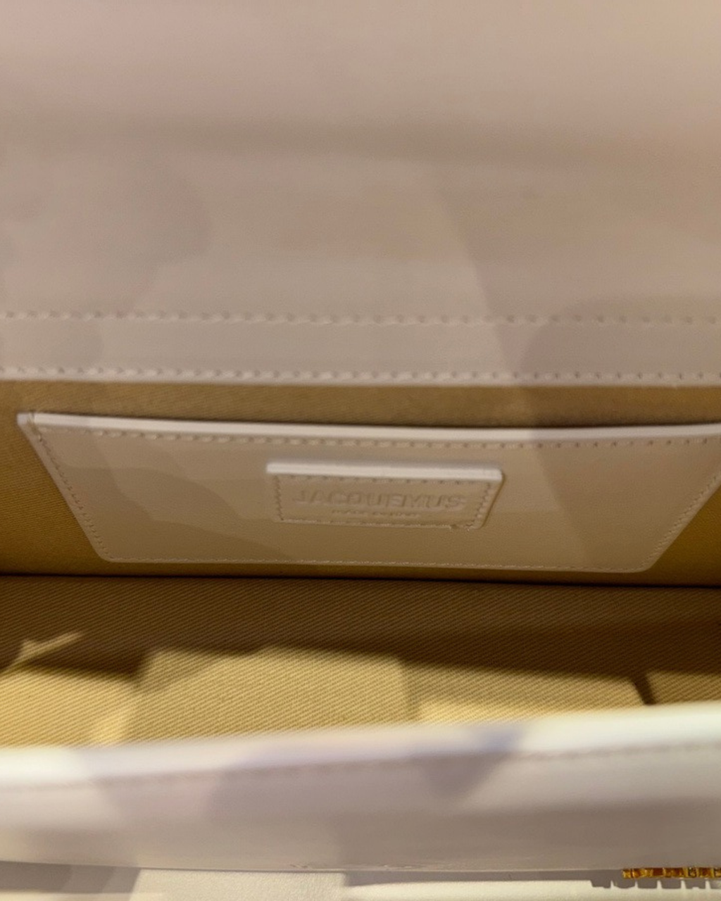 Borsa Jacquemus  con logo dorato