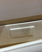 Borsa Jacquemus  con logo dorato