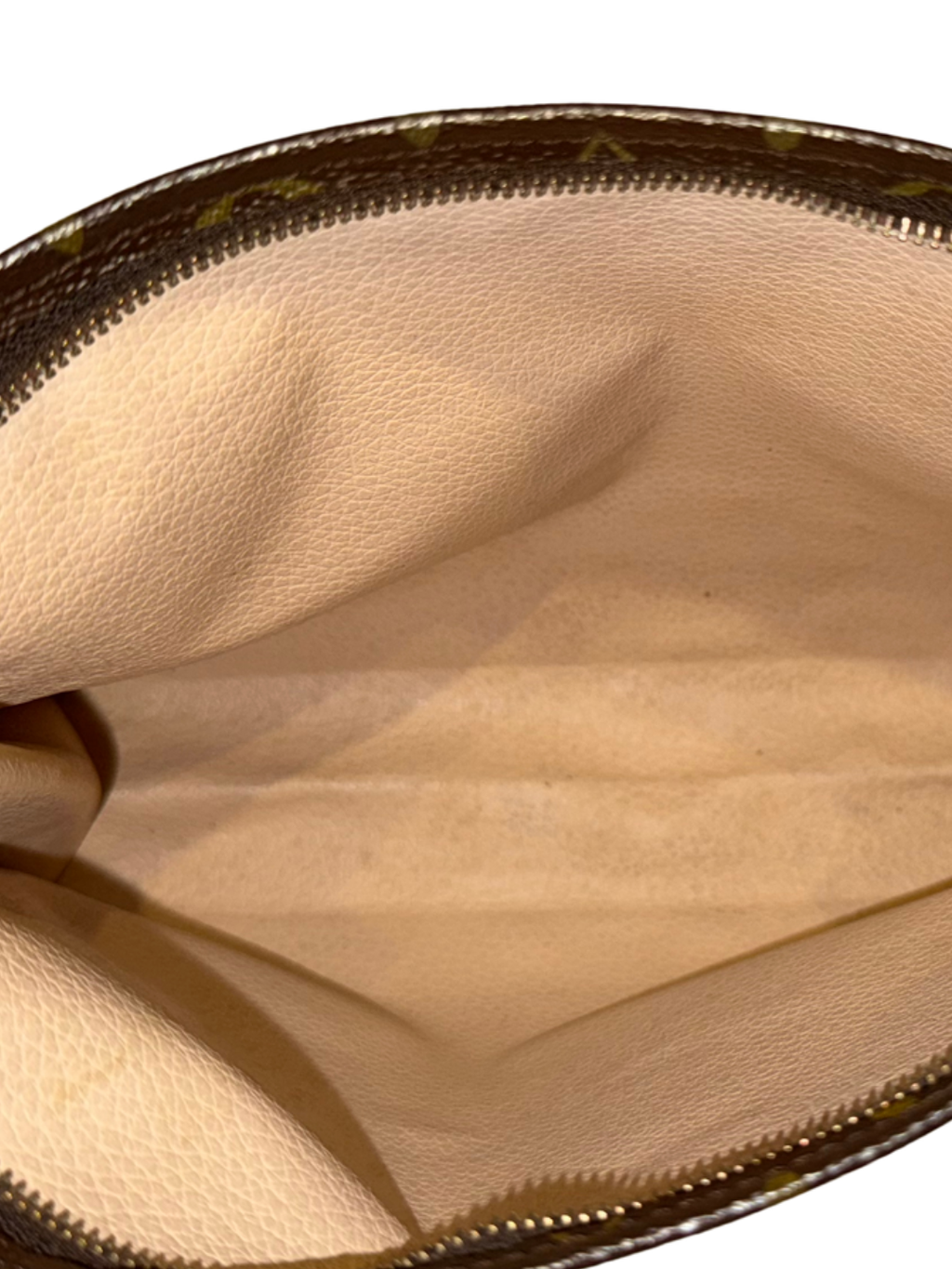 Louis Vuitton Pochette Toilette